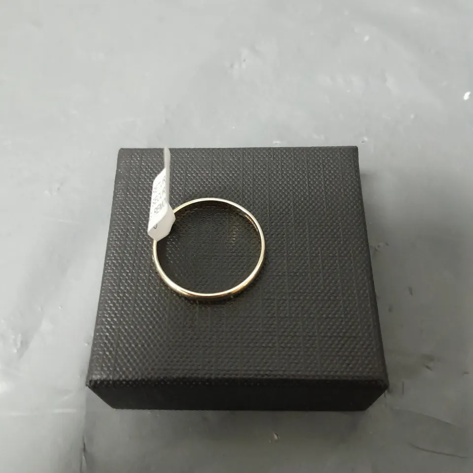 LOVE GOLD 9CT YELLOW GOLD 2MM HEAVY D SHAPE BAND