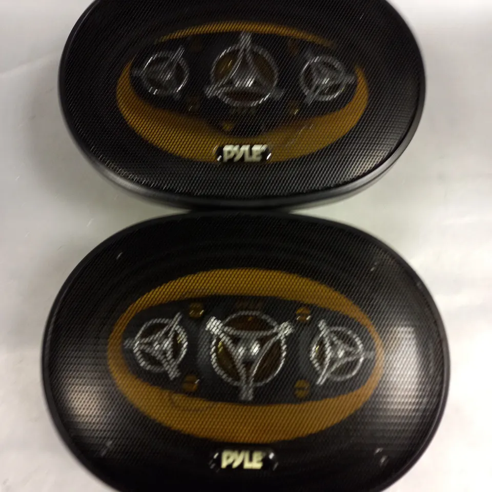 PAIR OF UNBOXED PYLE GEAR PLG69.8 6"X9" 8WAY 500W SPEAKERS
