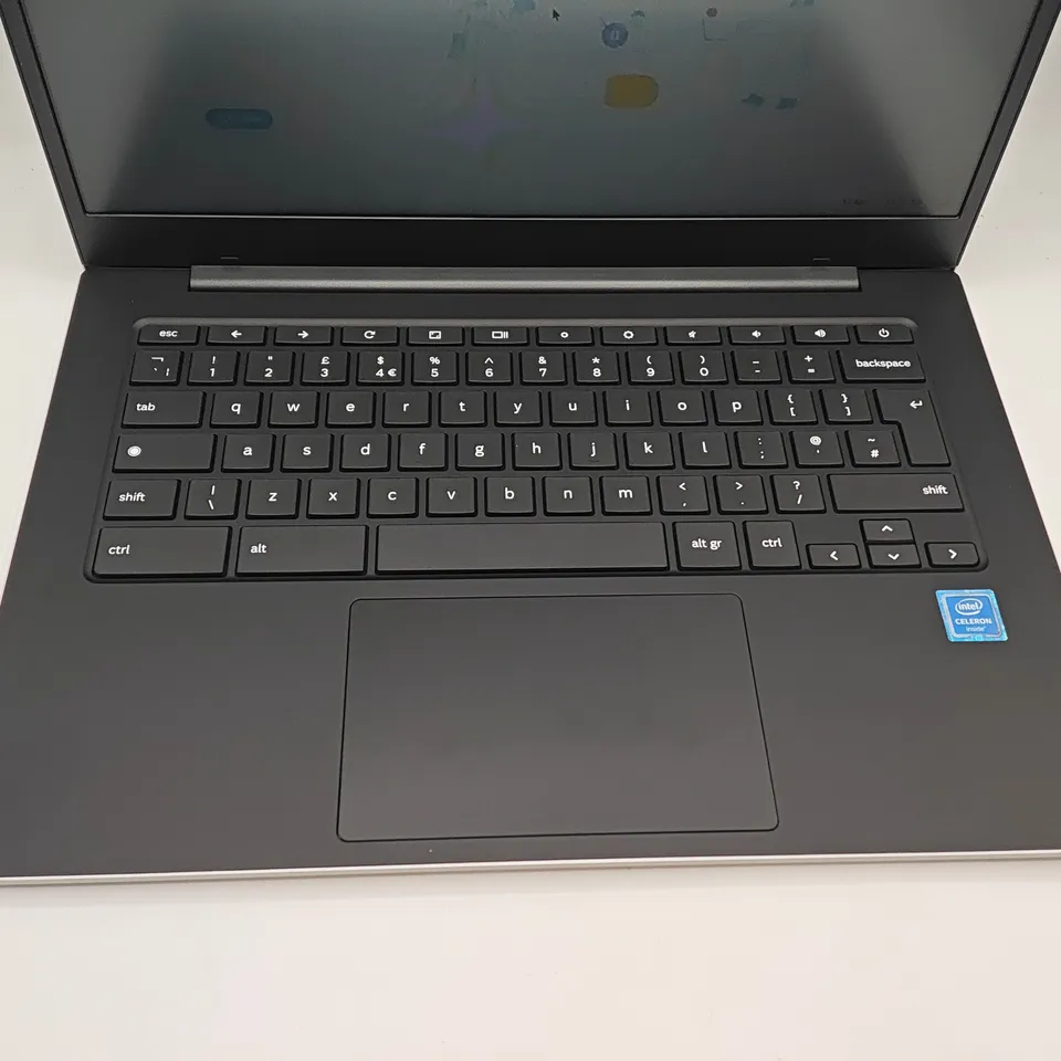 BOXED SAMSUNG GALAXY CHROMEBOOK GO INTEL CELERON LAPTOP IN SILVER - XE340XDA