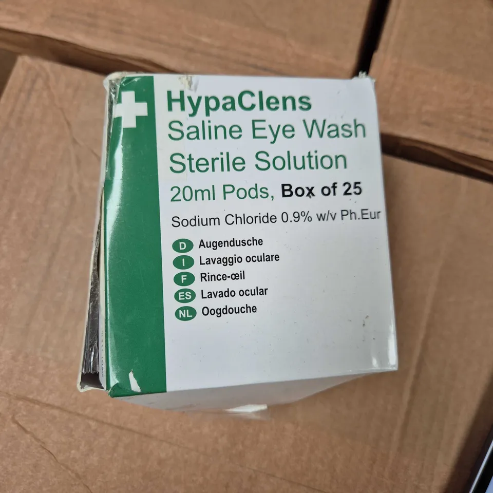 APPROXIMATELY 10 ASSORTED ITEMS INCLUDING HYPACLENS SALINE EYE WASH AND KOOL 'N' SOOTHE COOLING GEL SHEET 