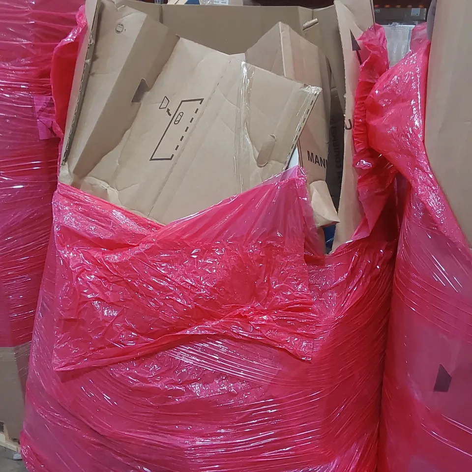 PALLET OF ASSORTED ITEMS INCLUDING: RETRACTABLE SAFETY GATE, RUGS, TOY BASKETBALL HOOP, PORTABLE PET CRATE ECT