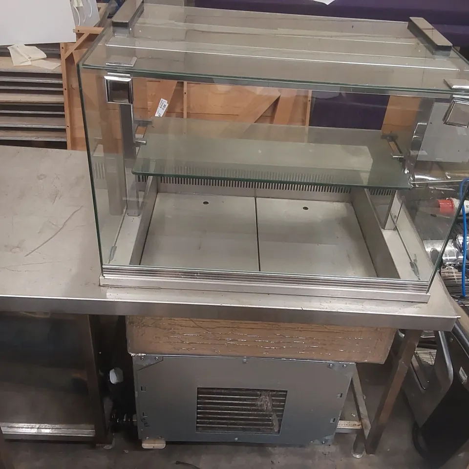 COMMERCIAL FOOD PREP TABLE WITH TEMPERATURE CONTROLLED STORAGE AND CABINET