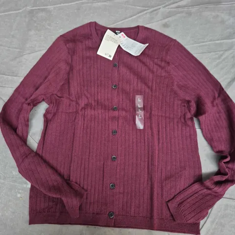 UNIQLO WOMENS MERINO RIBBED CREW NECK SHORT CARDIGAN IN WINE RED - LARGE