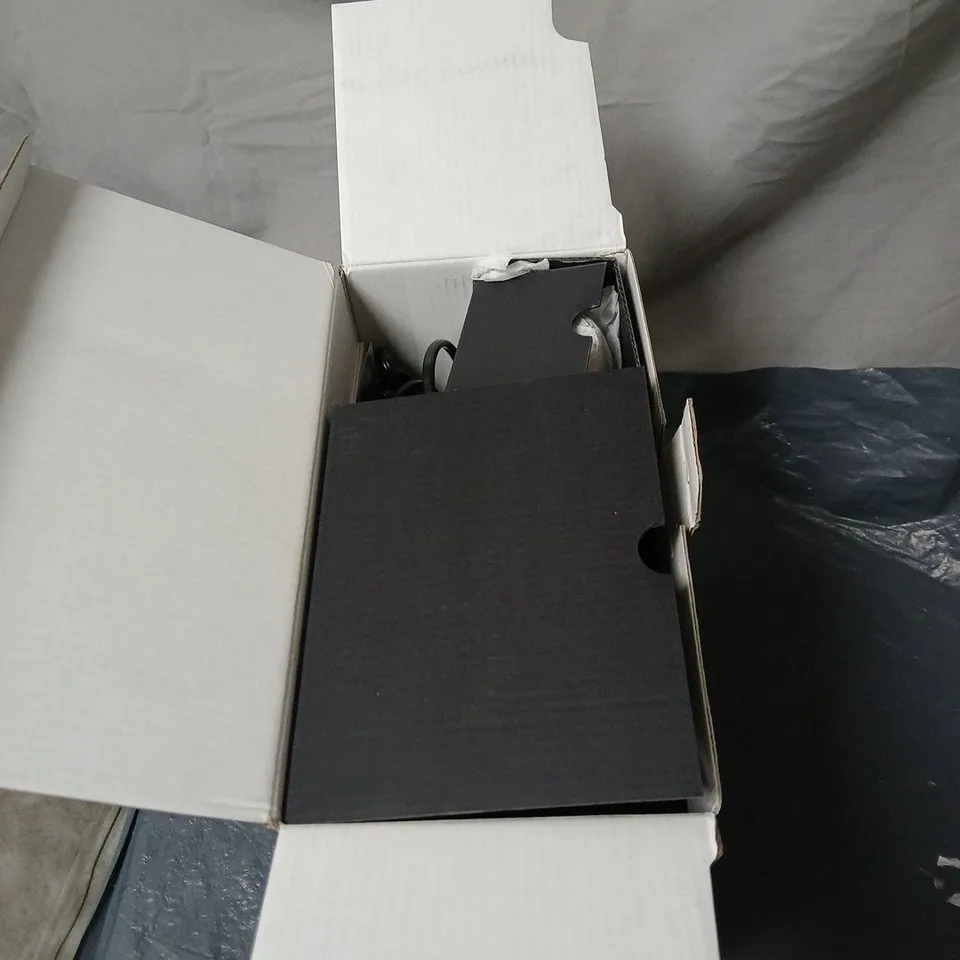 REVAMP 6 IN 1 IONIC AIRSTYLE BOXED