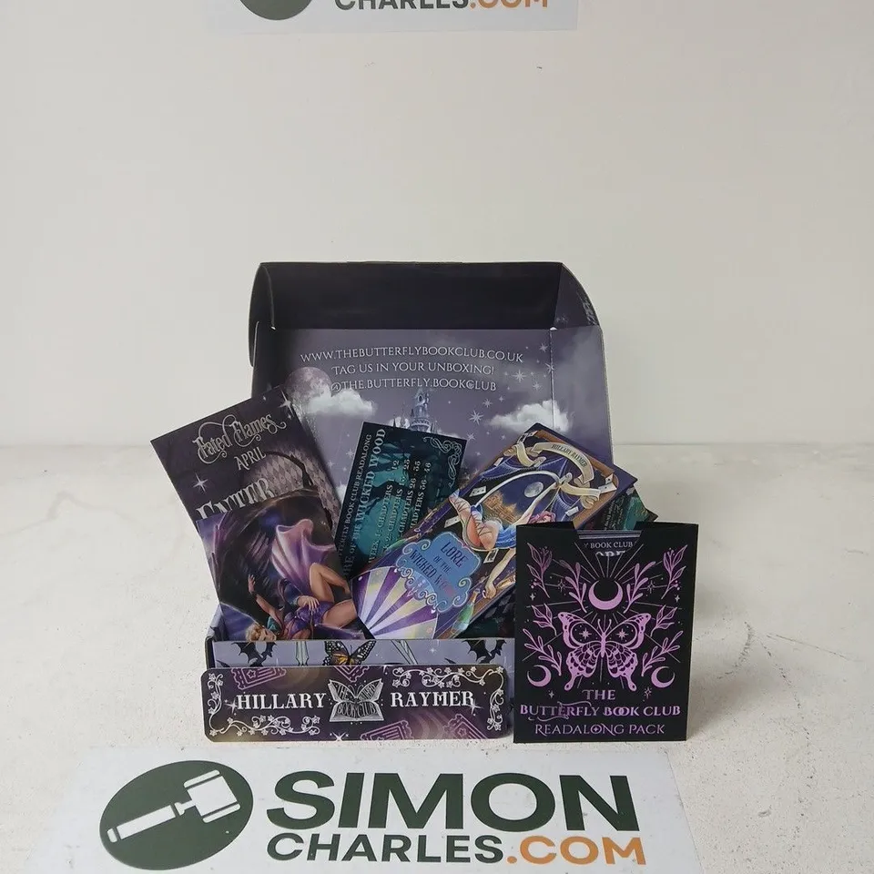 THE BUTTERFLY BOOK CLUB LORE OF THE WICKED WOOD BY HILLARY RAYNER GIFT SET