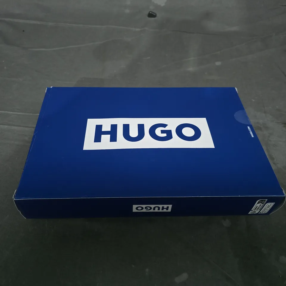 BXED HUGO BOSS ROUND NECK T-SHIRTS - X2 - SIZE M