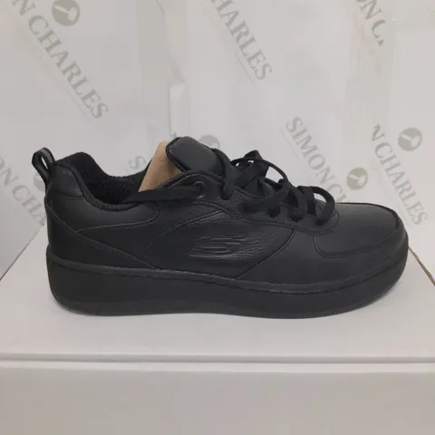 BOXED SKECHERS WORK TRAINERS IN BLACK SIZE 4.5
