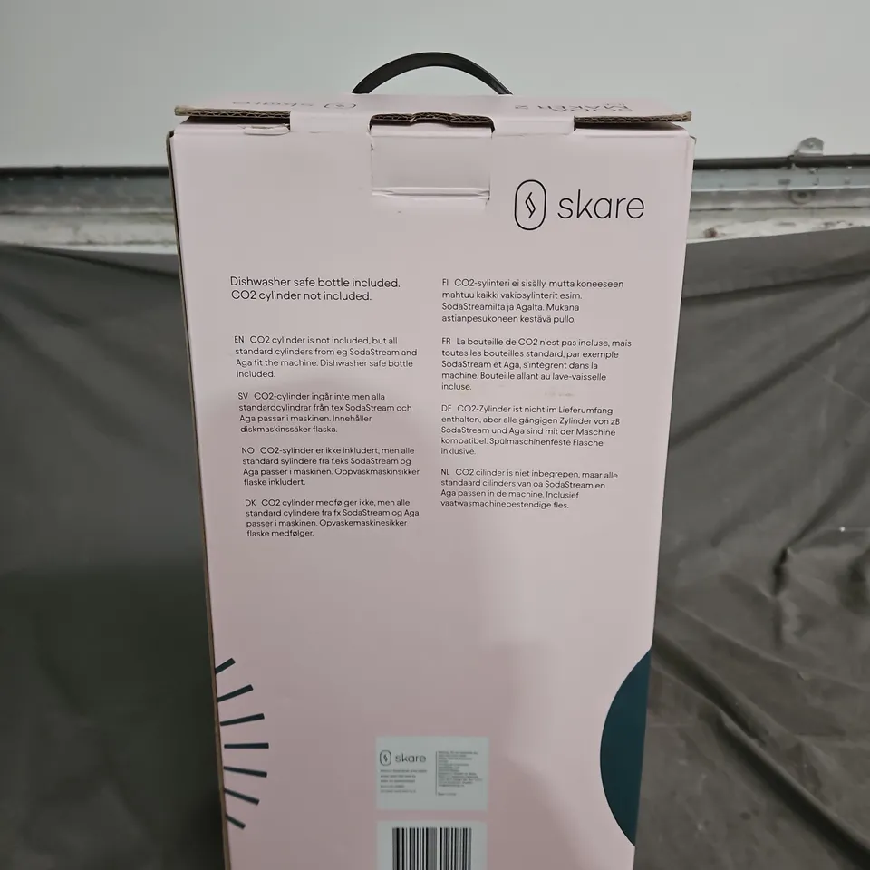 Skare Soda Maker 2 Ice – Countertop Soda Dispenser with Bottle (CO2 cylinder not included)