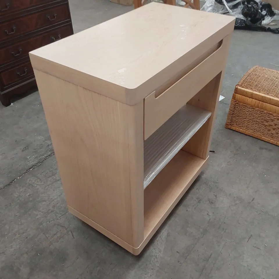 WINSOR SOLID WOOD CABINET