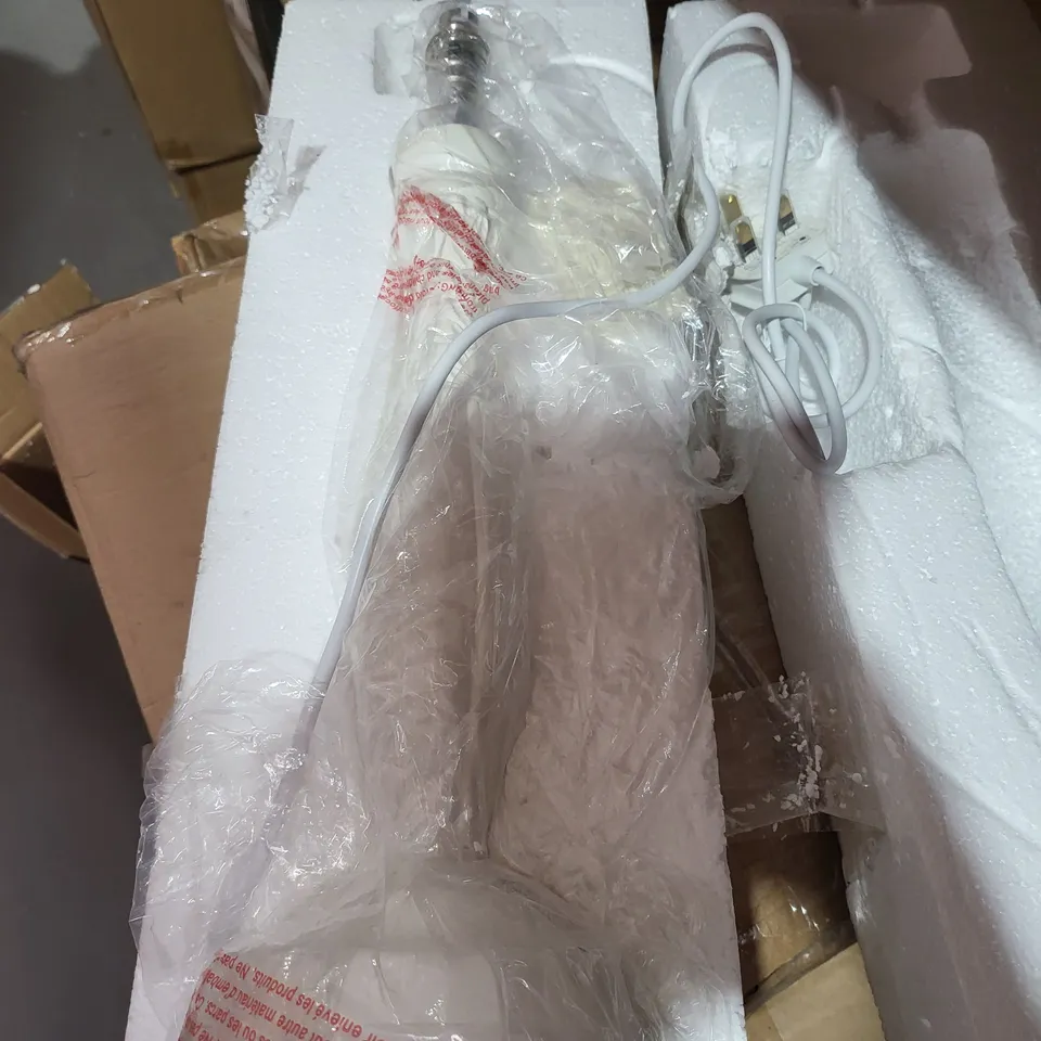 LAURA ASHLEY KELHAM CARVED TABLE LAMP BASE - CREAM