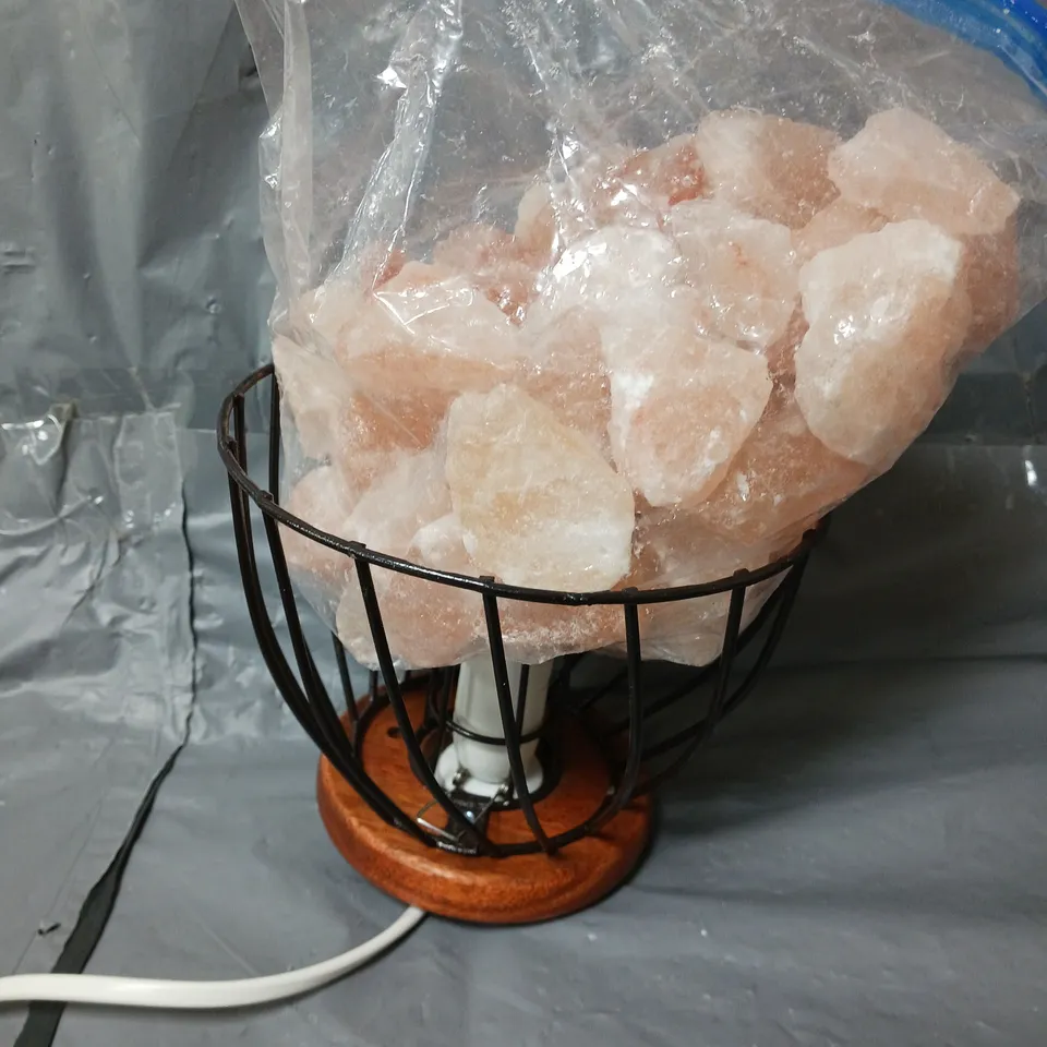 HIMALAYAN ROCK SALT FIRE EFFECT BASKET RRP £52