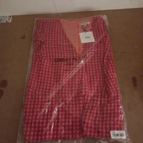 BAGGED GREAT PLAINS TUNIS CHECK V NECK DRESS IN CRIMSON/HOT CORAL SIZE 14