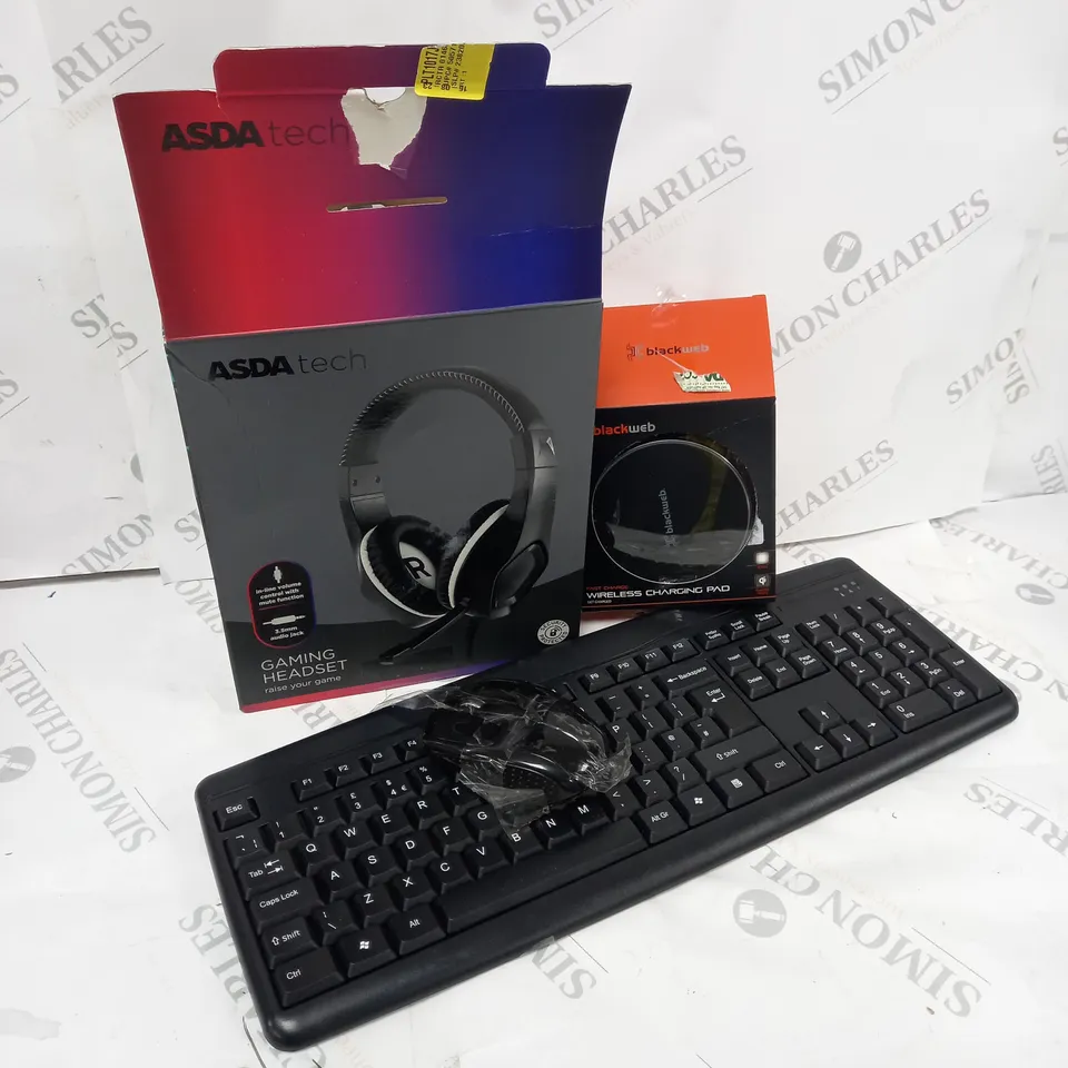 APPROXIMATELY 20 ASSORTED ITEMS TO INCLUDE GAMING HEADSET, WIRELESS KEYBOARD, CHARGING PAD ETC.