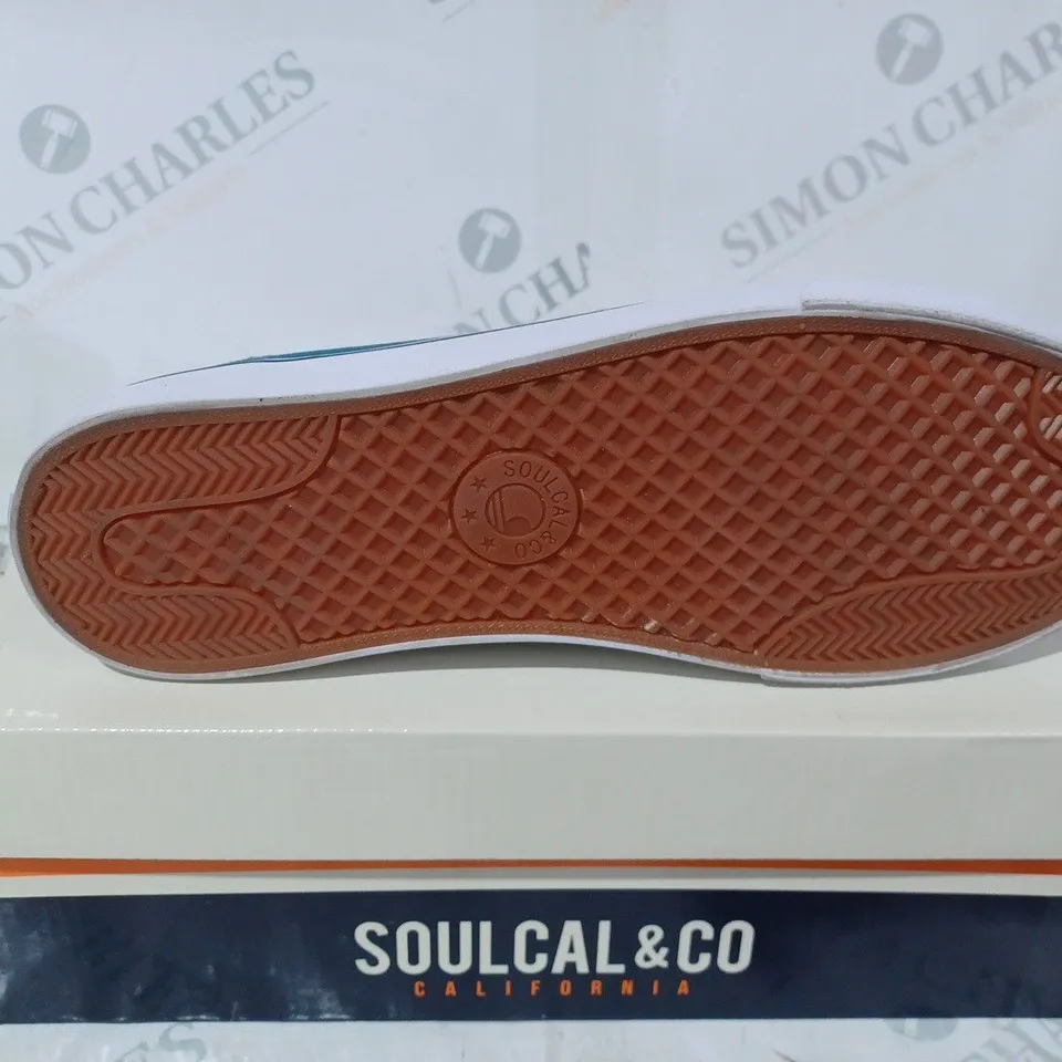 BOXED SOULCAL AND CO SUNRISE LACE SN00 SIZE 9