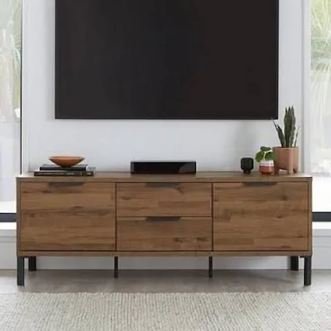BOXED HARLEM TV UNIT - FITS UP TO 58 INCH TV - MID OAK (1 BOX)