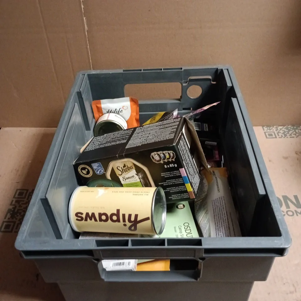 TOTE OF APPROXIMATELY 20 X ASSORTED CAT FOOD/RELATED ITEMS TO INCLUDE HIPAWS, WHIKAS, SHEBA, FELIWAY ETC