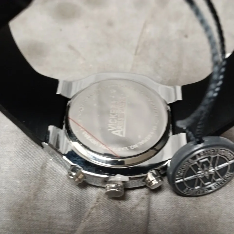 BOXED VICKERS ARMSTRONG HARRIER STEEL BLACK WATCH – VA0131