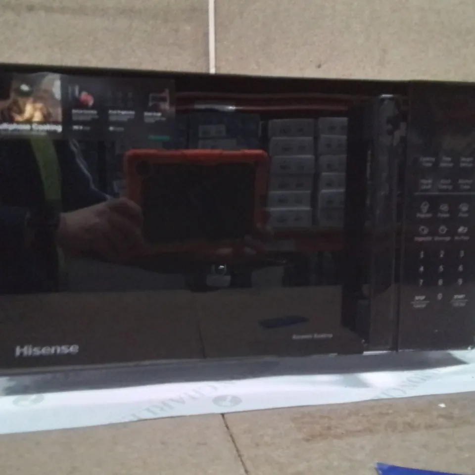 BOXED HISENSE MICROWAVE OVEN 