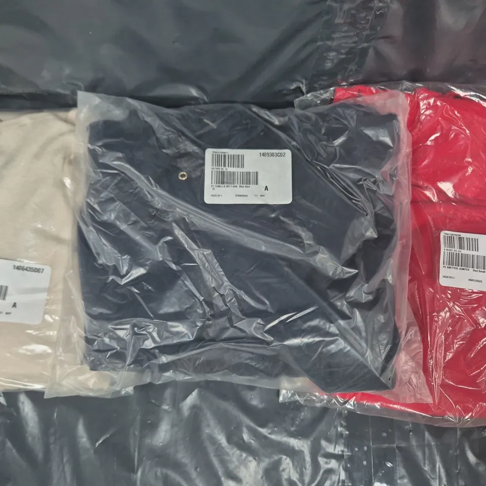 BOX OF APPROXIMATELY 20 ASSORTED CLOTHING, FASHION, AND COSMETIC ITEMS IN VARIOUS COLOURS, STYLES, AND SIZES, ETC - COLLECTION ONLY