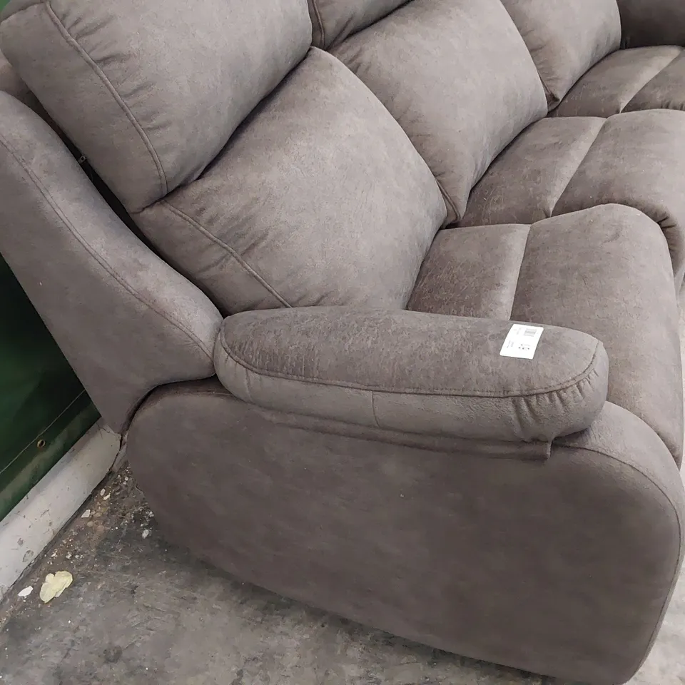 QUALITY BRITISH DESIGNER G PLAN KINGSBURY THREE SEATER CURVED SOFA PRAMA SABLE FABRIC 