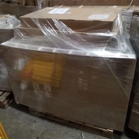 PALLET CONTAINING APPROXIMATELY 10 ASSORTED DAMAGED TVS