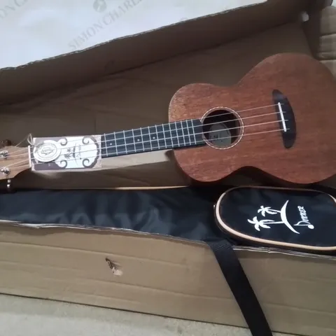 BOXED DONNER UKULELE WITH CARRY CASE AND TUNER