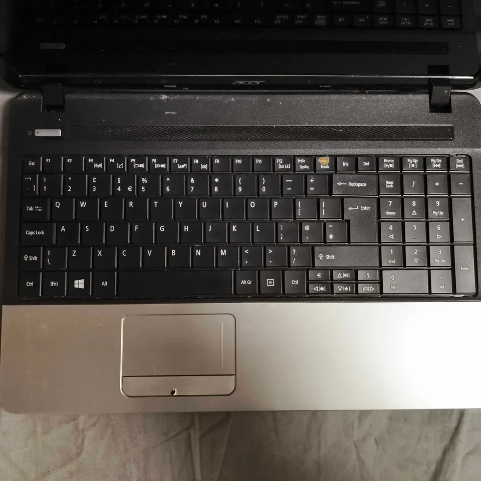ACER E1-571 LAPTOP – BLACK, WINDOWS 8, 15.6" DISPLAY