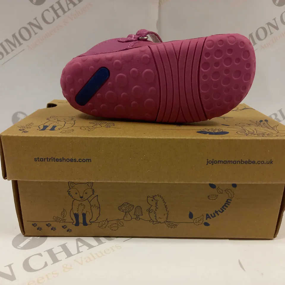BOXED PAIR OF START RITE JOJO MAMAN BEBE INFANT SHOES 