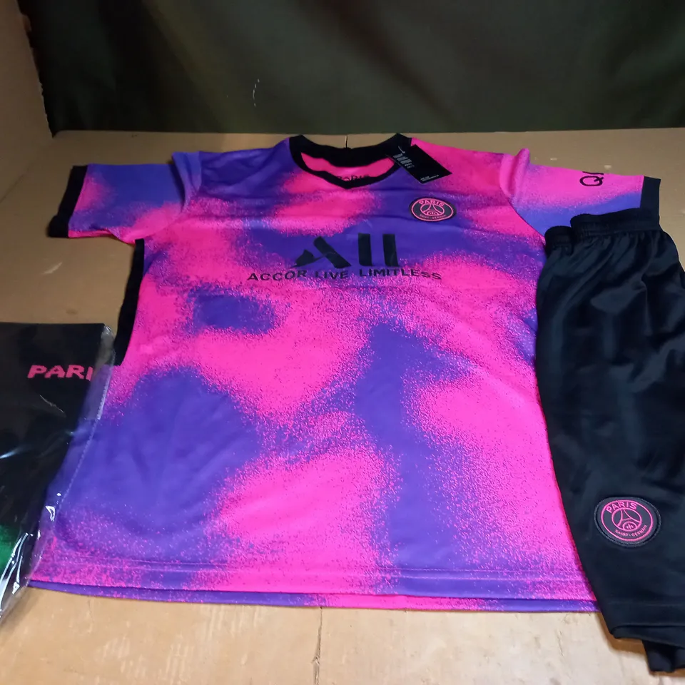 PSG FC FULL AWAY KIT WITH NEYMAR JR 10 ON THE BACK SIZE L