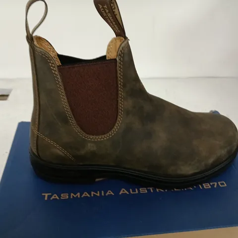 BLINDSTONE ELASTIC SIDED BOOT SIZE 7