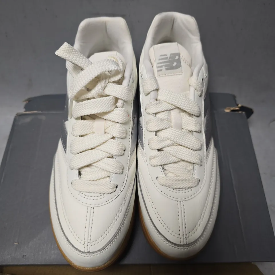 BOXED NEW BALANCE URC42CB SIZE 7