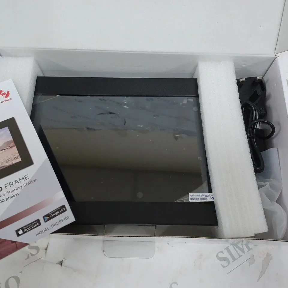 BELL HOWELL 10.1" SMART PHOTO FRAME