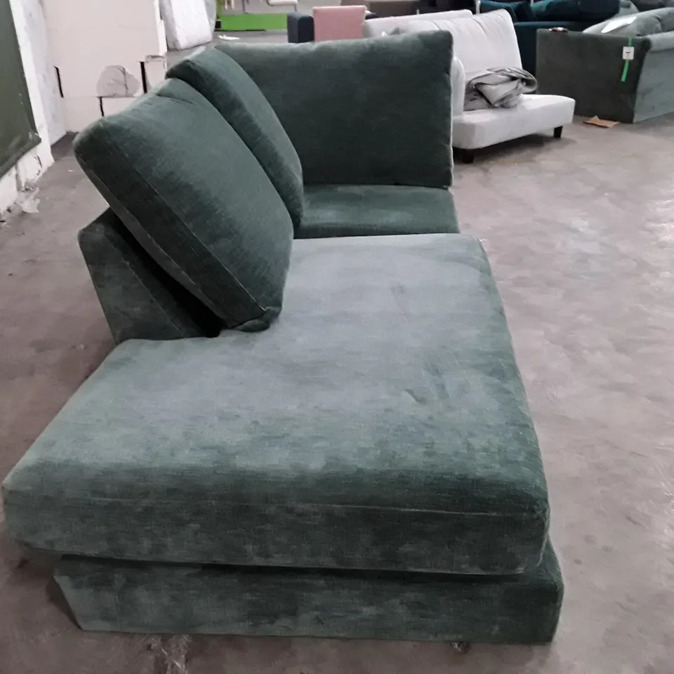 QUALITY DESIGNER SOFA RHF SECTION WITH CHAISE - SEA FOAM FABRIC