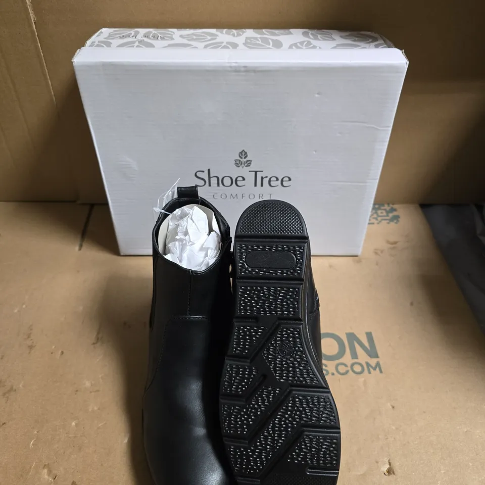 BLACK LEATHER ANKLE BOOT WITH SIDE ZIP – SHOE TREE COMFORT - UK SIZE 5