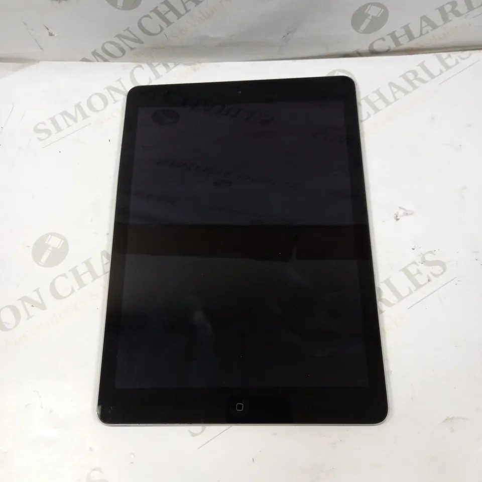 APPLE IPAD AIR A1475
