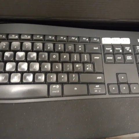 LOGITECH MK850 PERFORMANCE KEYBOARD