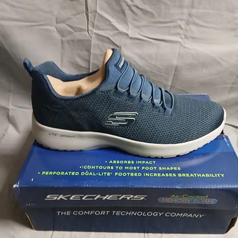SKECHERS AIR-COOLED MEMORY FOAM TRAINERS - 11