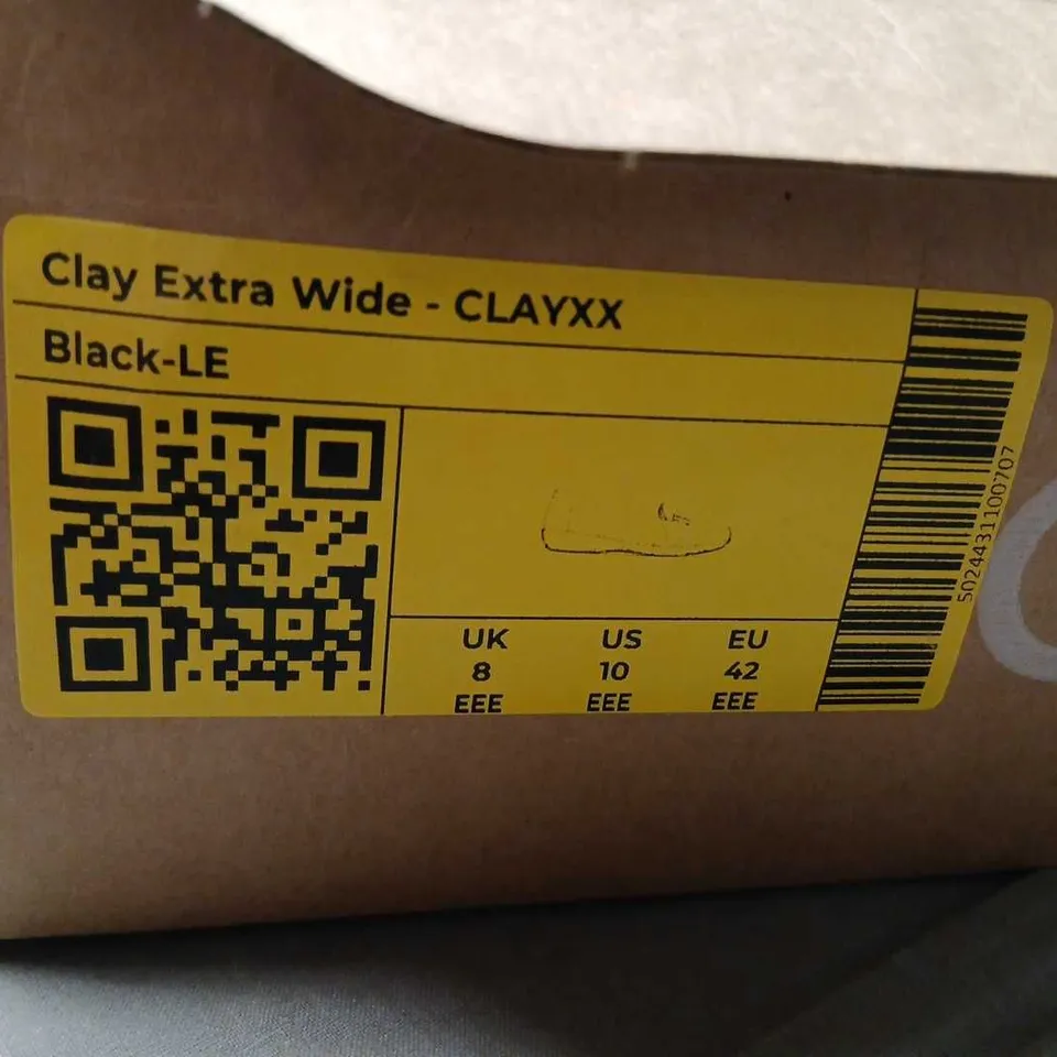 HOTTER CLAY EXTRA WIDE BLACK LEATHER SLIP-ON LOAFER – UK 8 (US 10, EU 42)