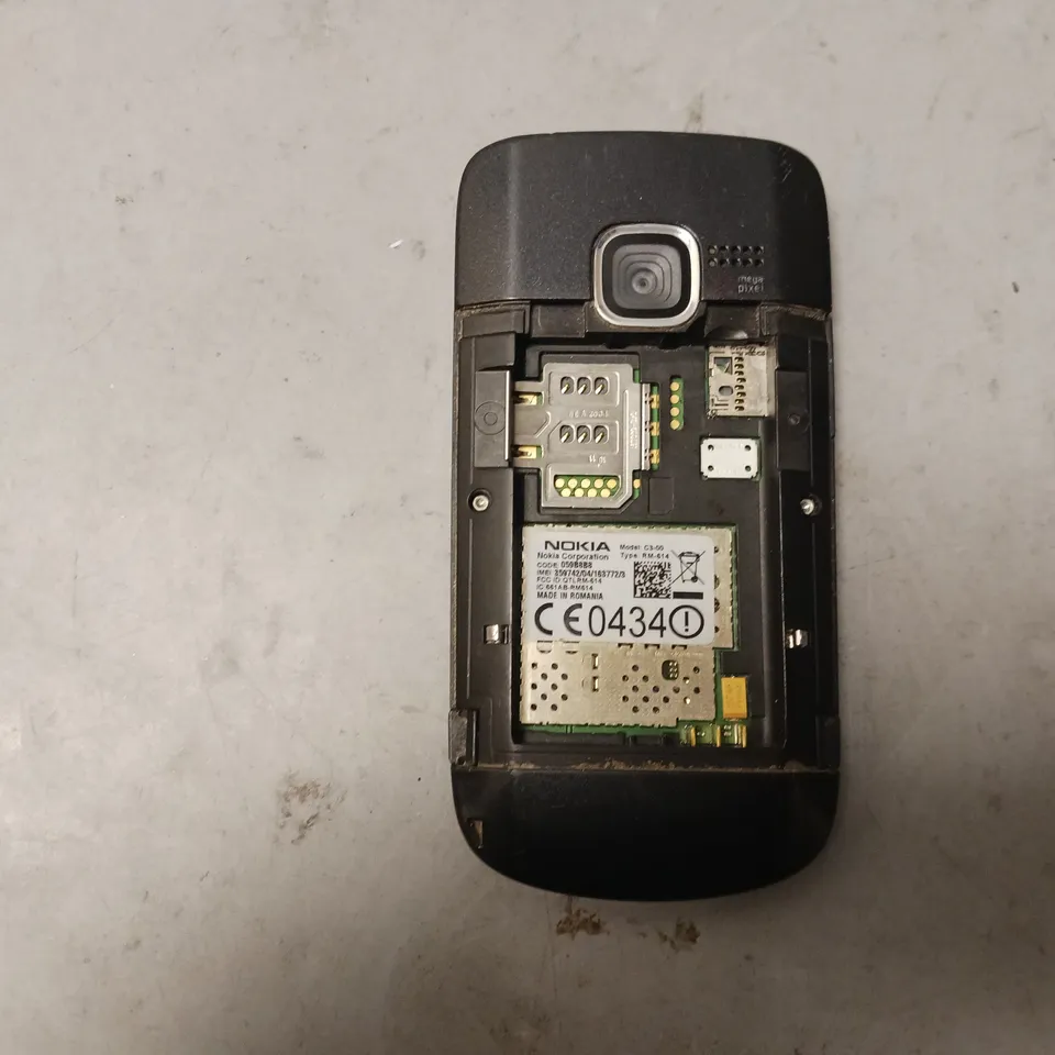 NOKIA C3-00 MOBILE PHONE