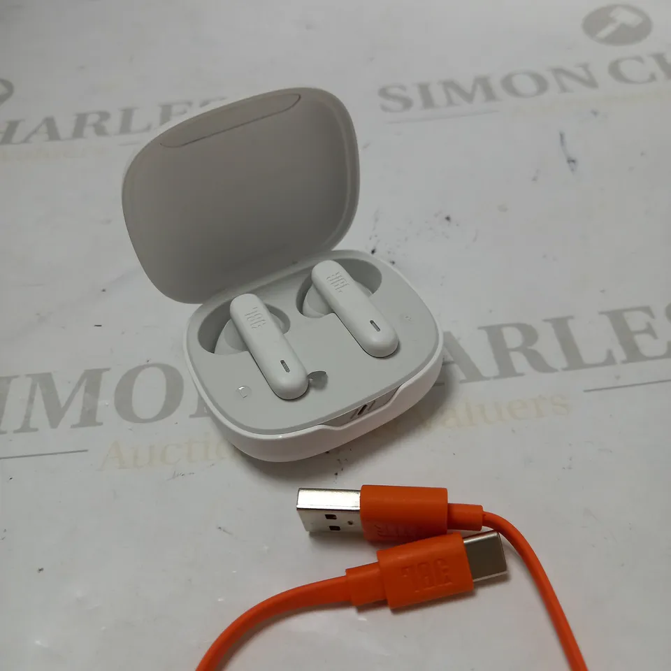JBL WAVE 300 TWS TRUE WIRELESS IN-EAR BLUETOOTH HEADPHONES