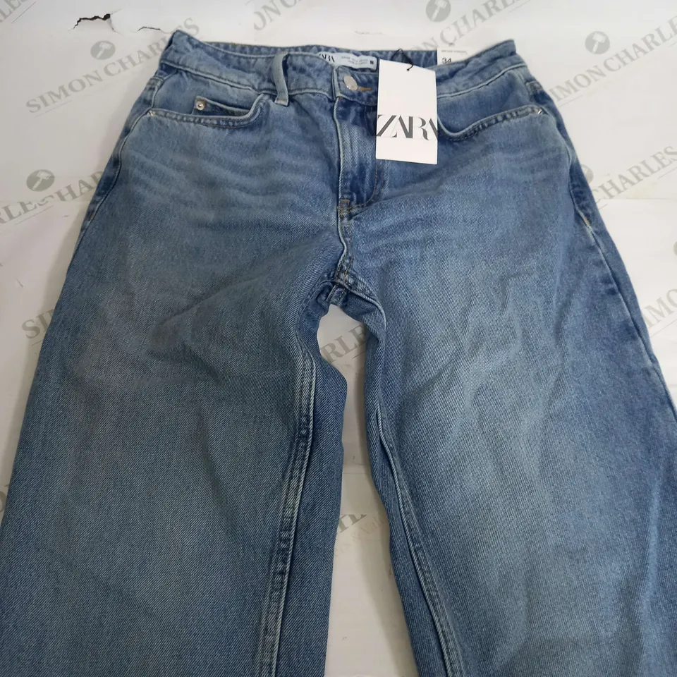ZARA MID RISE STRAIGHT LEG DENIM JEANS - EUR 34