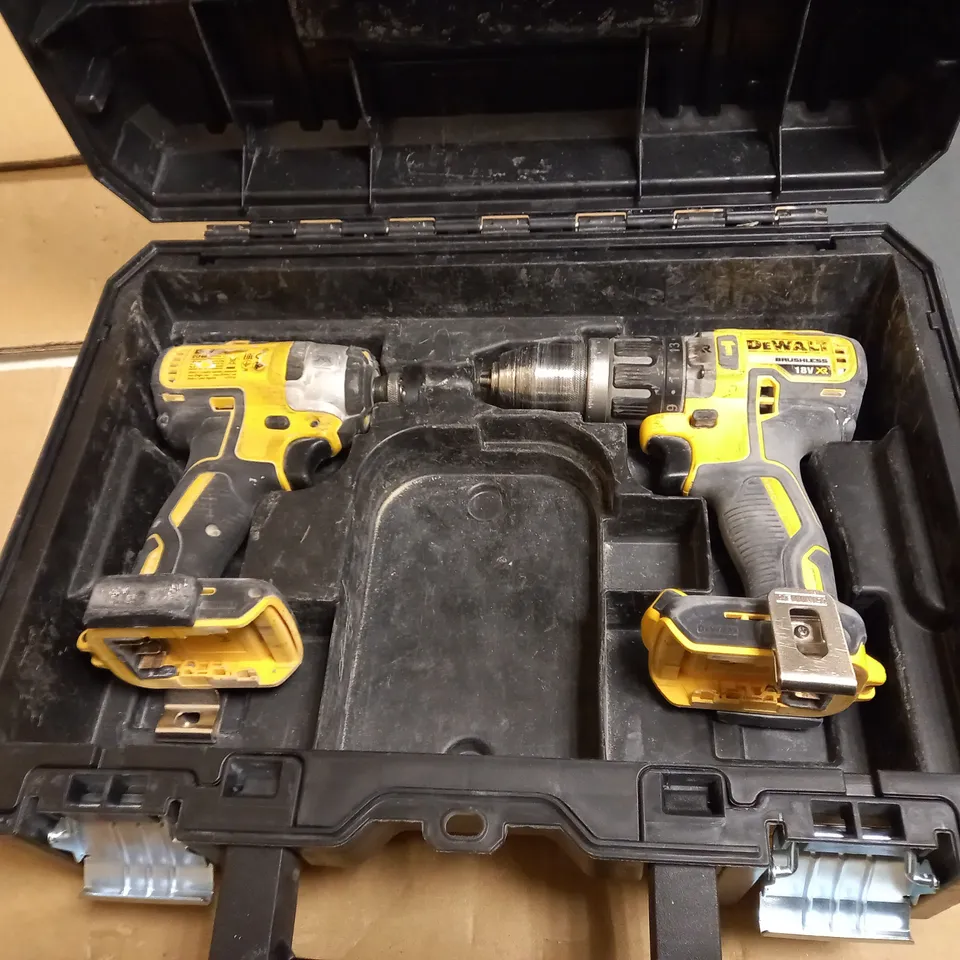 DEWALT DCK266P2T-GB XR COMBI DRILL AND IMPACT DRIVER BRUSHLESS KIT IN TSTAK BOX