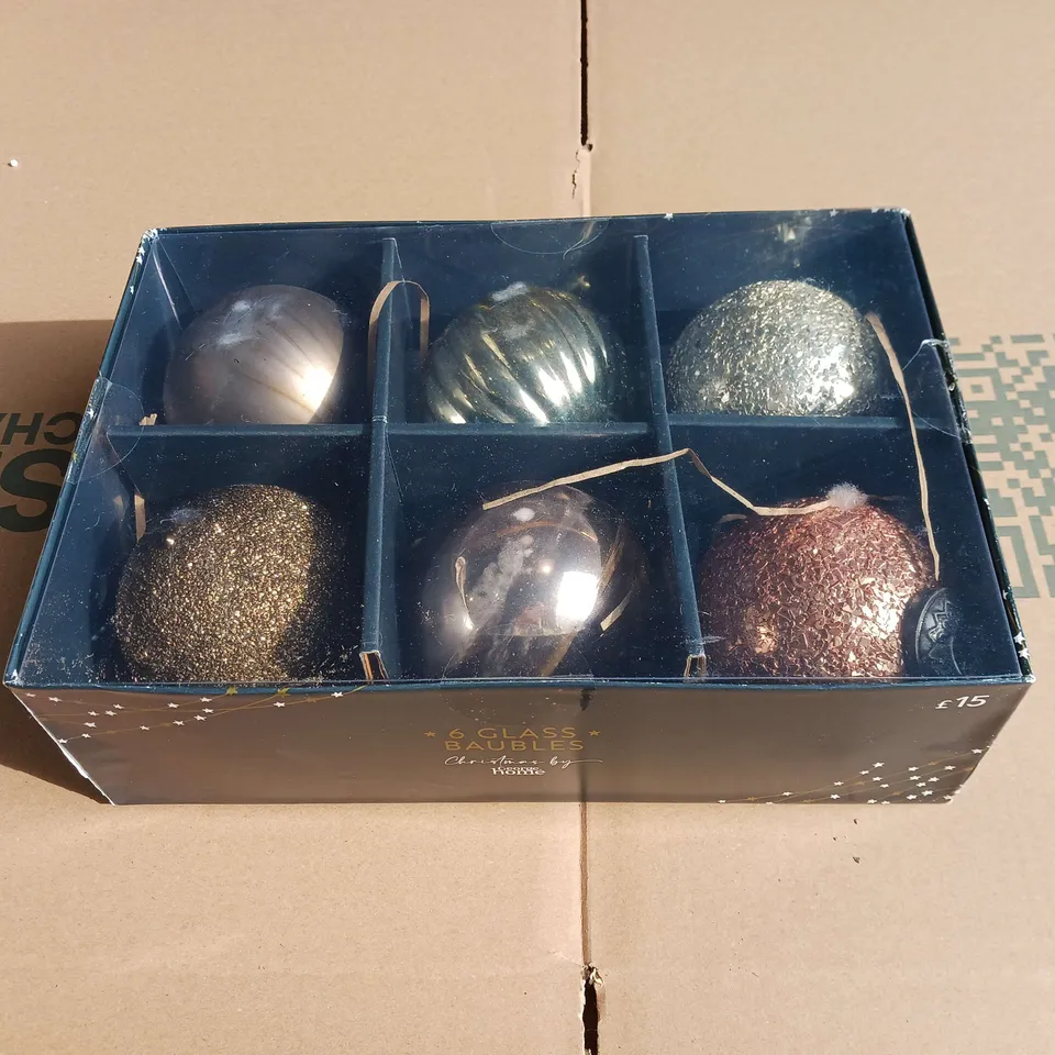 4 BOXES OF 6 GLASS CHRISTMAS BAUBLES BY GEORGE HOME 