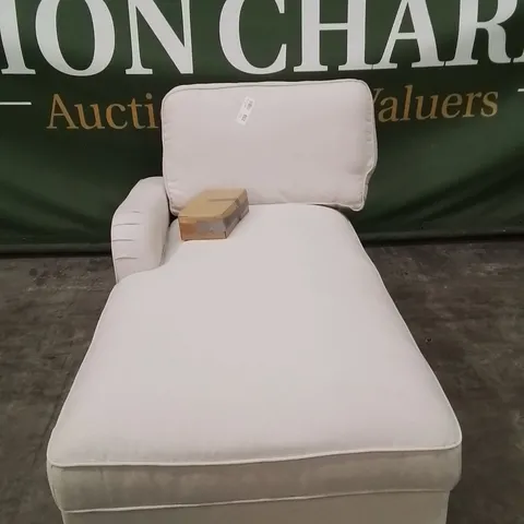 FABRIC UPHOLSTERED CHASE -CREAM-