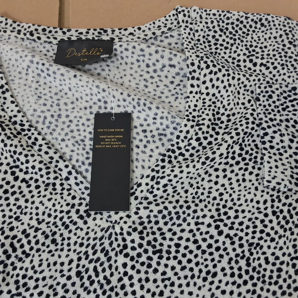 LOT OF BRAND NEW DESTELLO BLACK DOT BLOUSE - S/M