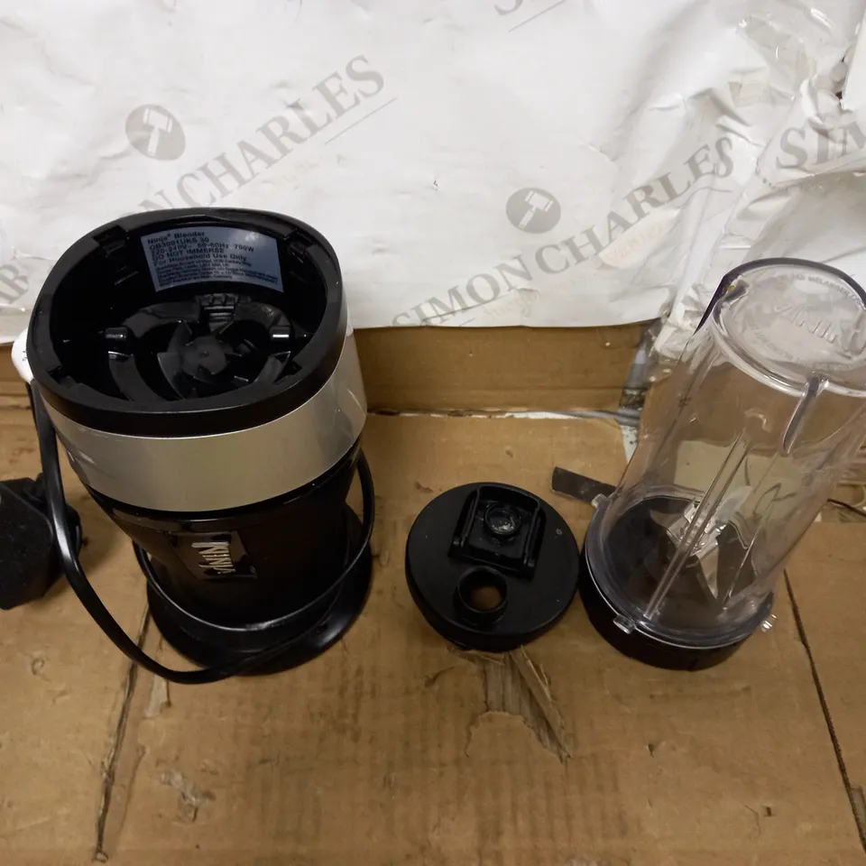 NINJA NUTRI SLIM BLENDER AND SMOOTHIE MAKER CONTAINERS