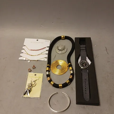 BOX OF APPROXIMATELY 12 ASSORTED ITEMS TO INCLUDE - UNBRANDED WATCH , ACCESSORIZE ANKLET , FASHION JEWELRY ETC