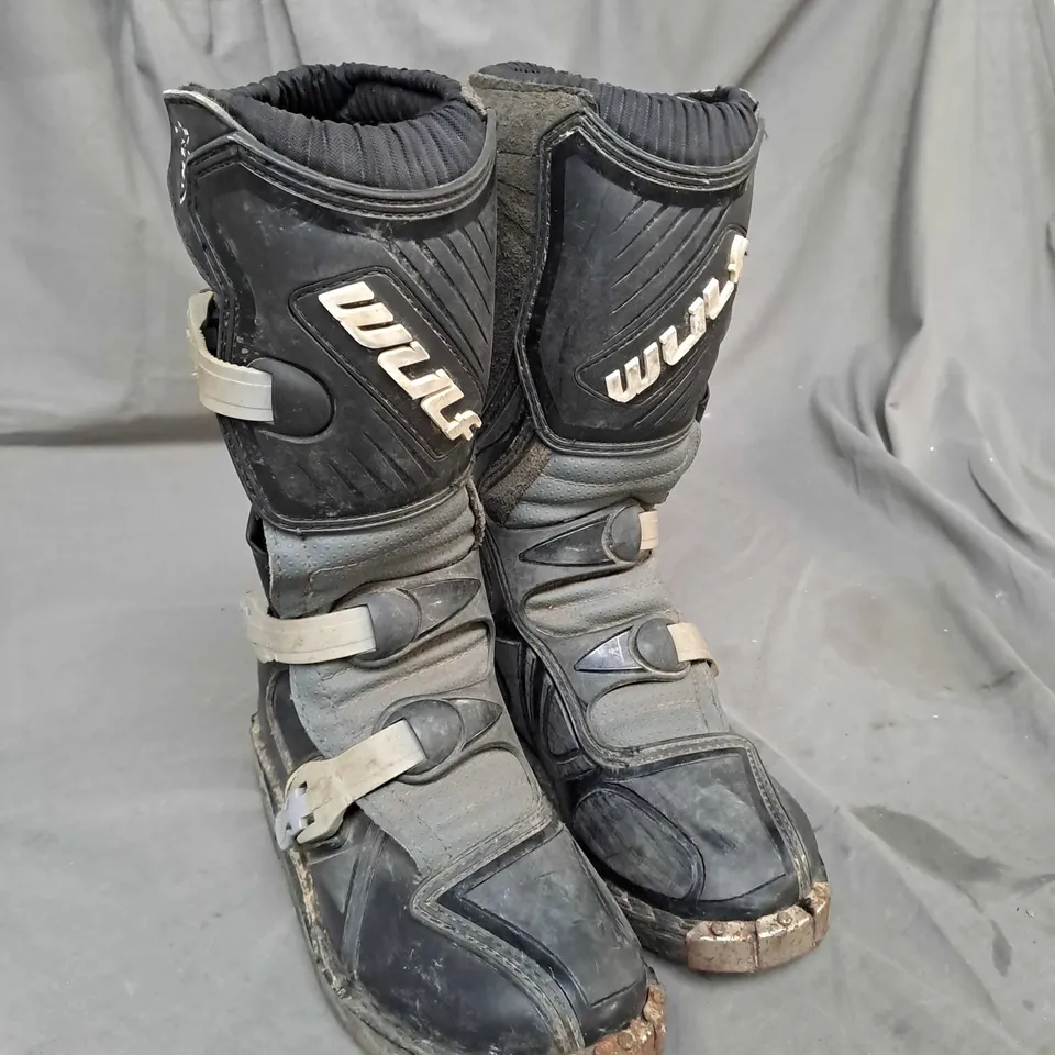 WULF BIKER BOOTS SIZE EU 35 