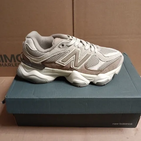 BOXED PAIR OF NEW BALANCE 9060 TRAINERS - 3.5