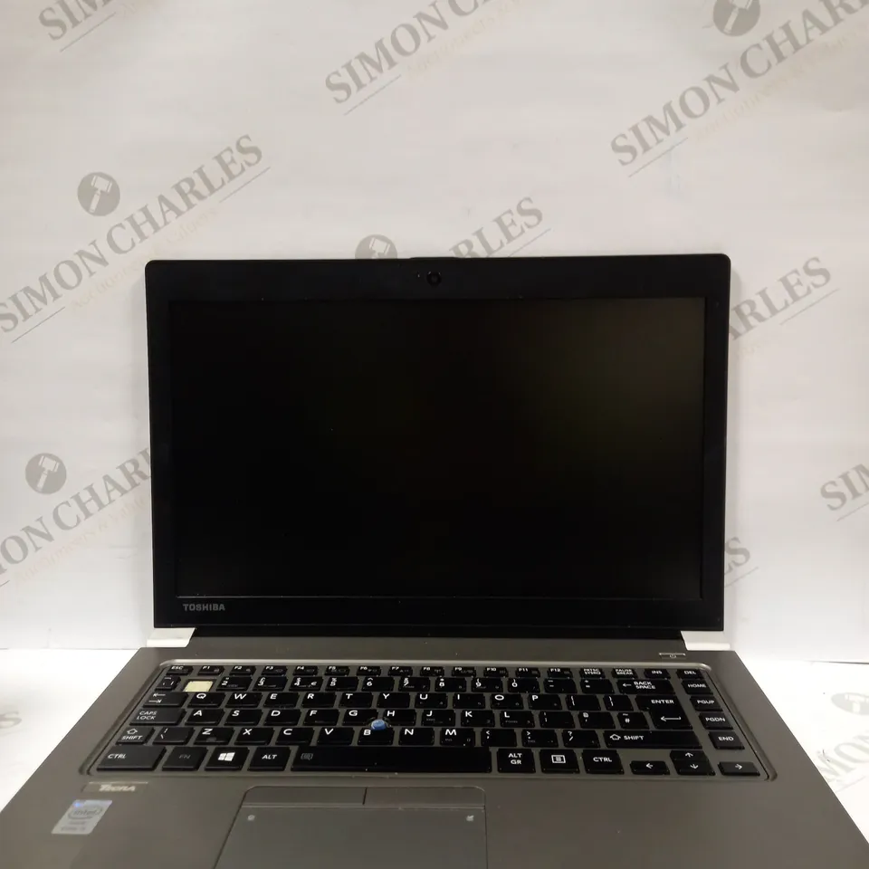 TOSHIBA TECRA Z40-A LAPTOP IN SILVER